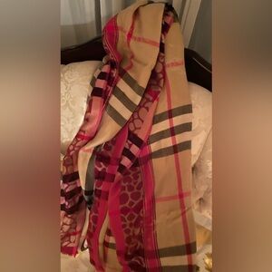 Authentic Beautiful Burberry Scarf 100% Cashmere